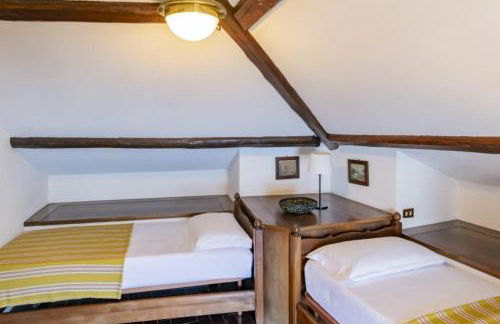 Stunning architectural villa with direct access to lake - Foto 4