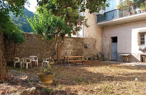 Medieval Pieve, holiday home with garden, WiFi & parking - Foto 51