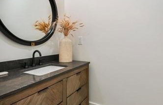 Impressive 2 bed 2 and a half bath City Center Condo with EV Charger - Foto 10