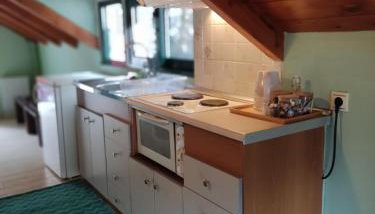 Kristi's Homes - "Beautiful Attic" in Dimitsana - Foto 5