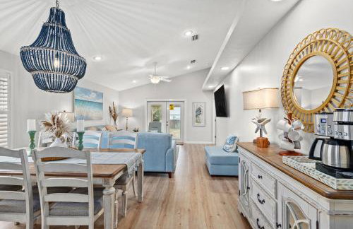 Sunshine House! 3BR 2BA Sleeps 9! Your Perfect Retreat for Comfort and Style - Foto 58