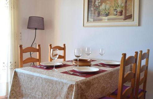 2 Bedroom Awesome Apartment In Vinaros - Foto 10