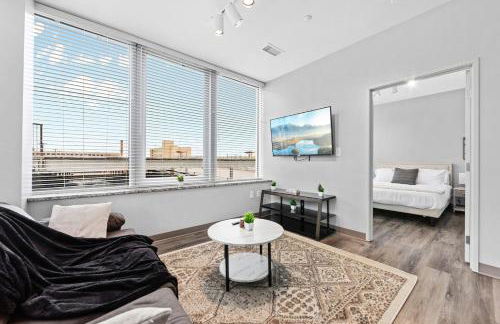 Bright Downtown 1BR l Free Parking l Fast Wi-Fi - Foto 1