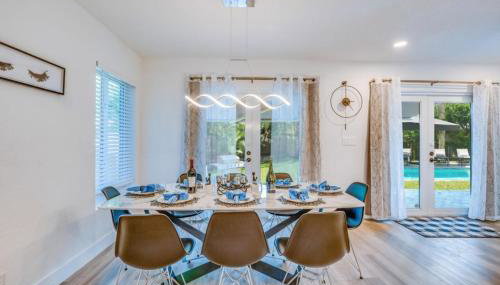 Friendly Fox Luxury Pool & Spa - Near DT & Beach home - Foto 3