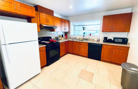 40223 Fremont Entire Coze 3brs house Free Parking nd AC - Foto 4