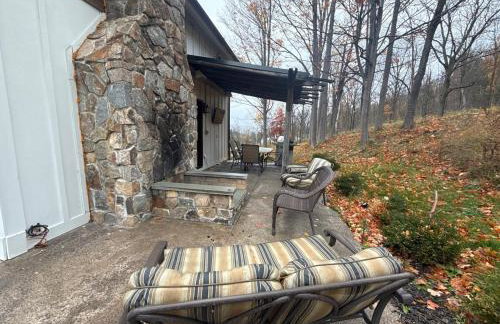 Stunning Cabin on Land Close to Lake Outdoor Area - Foto 8