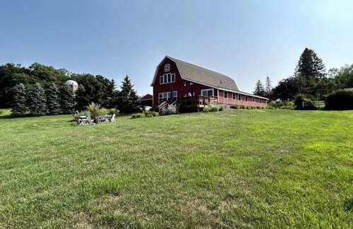 Family-Friendly Historic Barn Rental on Hobby Farm near Frederic, Wisconsin - Foto 38