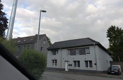 OG große Wohnung - Foto 2