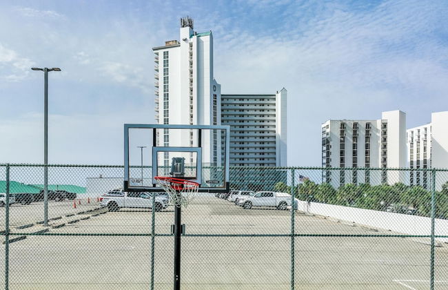 Pelican Beach Resort 2006 - Photo 35