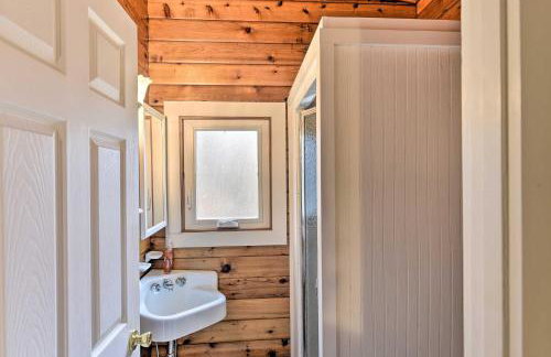 Cozy Lake Champlain Cottage with Private Beach! - Foto 22