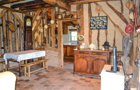 Nice Home In Église-Neuve-D'issac - Foto 14