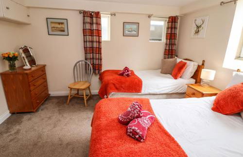 The Garden Apartment - Photo 20