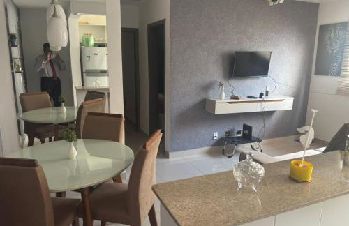 Cozy 2-Bedroom Apartment 2 km from the Airport - Photo 9