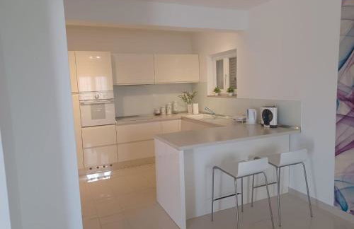 Three Bedroom Apartment With Terrace And Sea View - Foto 7