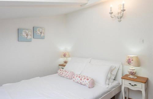 Top of the Hills Apartments LLR - Photo 28