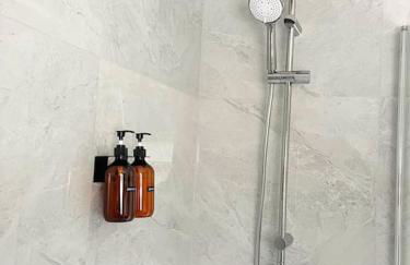 Artistic 3 bed home in Old Trafford next to MUFC - Foto 56