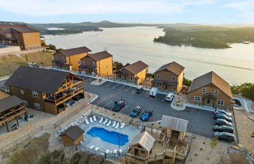 Private Hot Tub, Lake View, 69400 of Free Daily Tickets, Unique Floor Plan! - Foto $