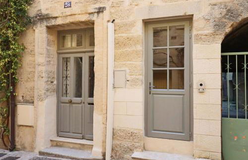 La Grande Bourgade-Authentique Maison en Pierre avec Terrasse Climatisation au Cœur d'Uzès - Foto 44