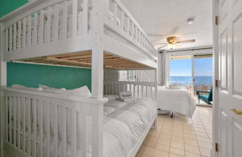 Beachfront with Stunning Views - Foto 14