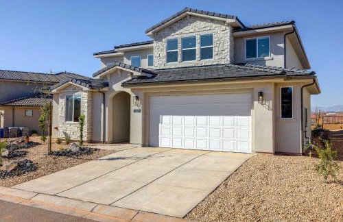 Washington Home w/ Mtn Views, Near Hiking! - Photo 2