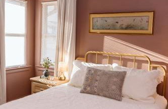 Speakeasy, Hot Tub, Putt Putt, Outdoor Theatre, 8 minutes from Downtown Greenville - Foto 7