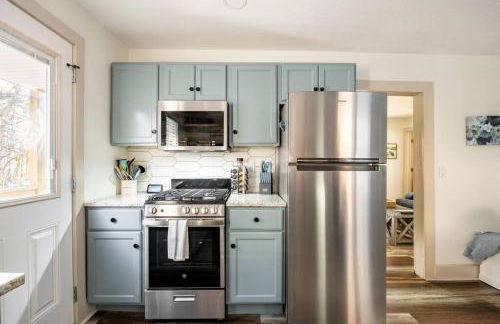 Riverside Relaxer w/Hot Tub+Fire Pit +Wifi & view - Foto 59