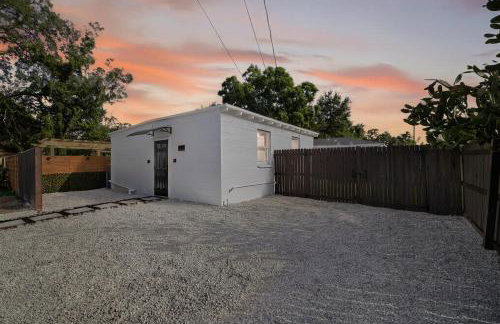 Cozy Guesthouse St Pete, 6 min to DT, Private - Foto 21