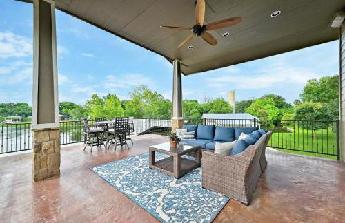 Luxurious Retreat on Lake LBJ Pool, Hot Tub, Dock - Foto 30