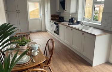 Living Like a Local at Dotties - Foto 11