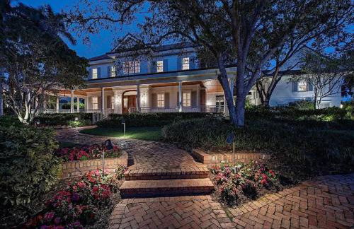 Naples Beach Port Royal Luxury Coastal Mansion Villa with Guesthouse & Pool & Hot Tub - Foto 32