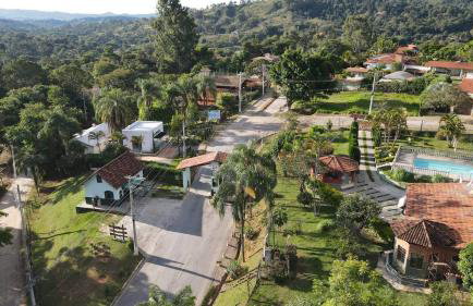 Casa em condominio a 40km de Belo Horizonte - Foto 1