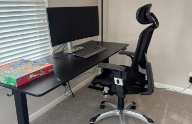 4-Bedroom Home with Private Pool in Euless - Foto 2