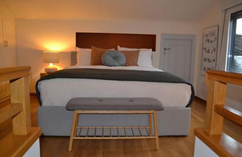 C1oannina 2floor apartment - style, comfort, lake view - Foto 27