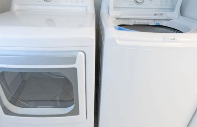 Sandy Shores 2BR Beach Getaway and Surf Spot - Photo 19