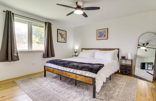 Water Views and Hot Tub Kims Kastle in Stanwood! - Foto 11