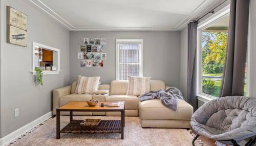 Cozy 3 Bedroom Near Airport And Downtown Detroit - Foto 2