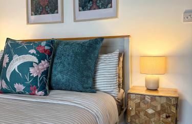 Penthouse Retreat - 2 bed flat, sleeps 4 - Brampton Town Centre, Hadrians Wall - Foto 2