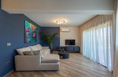 Boutique Saline Apartments - Blue - Photo 38