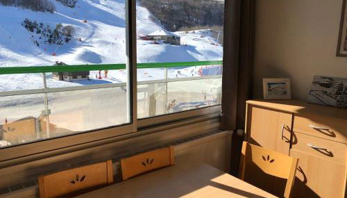 Le Skidoux 2*, au pied des pistes, vue montagne - Foto 5