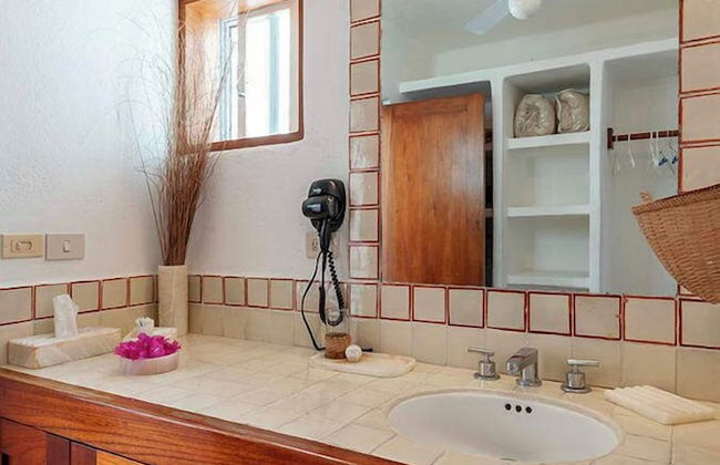 Isabela Ixtapa - Photo 22