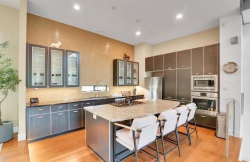 Luxury Oasis: Houston Rooftop Skyline - Foto 16