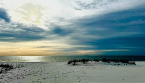 NEW Getaway by Gulfport Beach - Foto 2