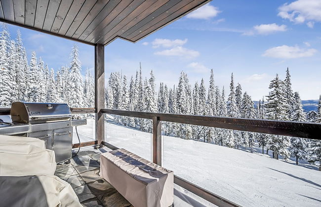 Inuksuk Lodge 4800 sq ft of Excellence - Photo 53