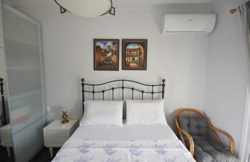 VillaVita Modern 3BR,Garden & BBQ, Walk to Beach - Foto 14