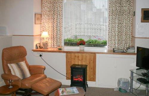 Bakehouse Cottage - Photo 2