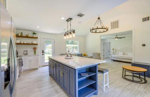 Bright Wallis Cottage with Pergola and Grill! - Foto 6