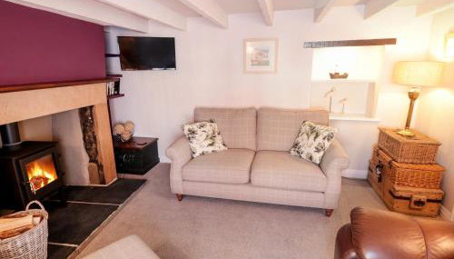 Pear Tree House - Photo 3