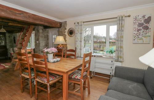 Glanyrafon Smithy - Photo 11