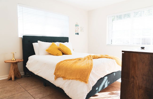 Modern Oasis - Photo 3