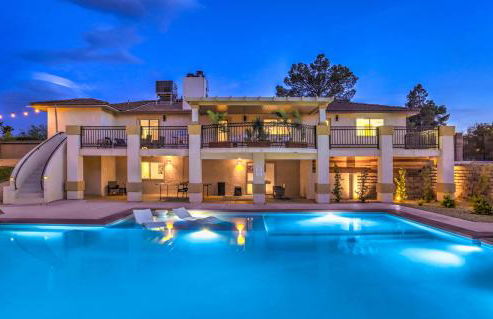 vegas saltwater, a luxury pool villa with 5BR, Spa, wet deck on a half acre lot - Foto 1
